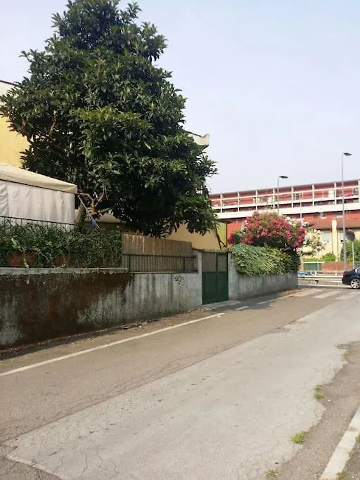 Appartamento Vicino Allo Stadio Di San Siro E Alla Fiera Milano 0*,